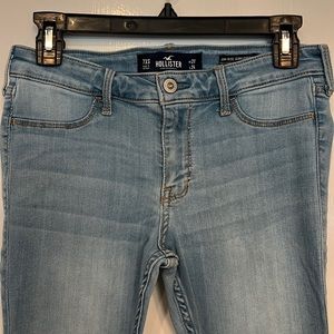 Hollister low-rise jean legging, advanced stretch, Sz 7XS, W28 L24, light wash